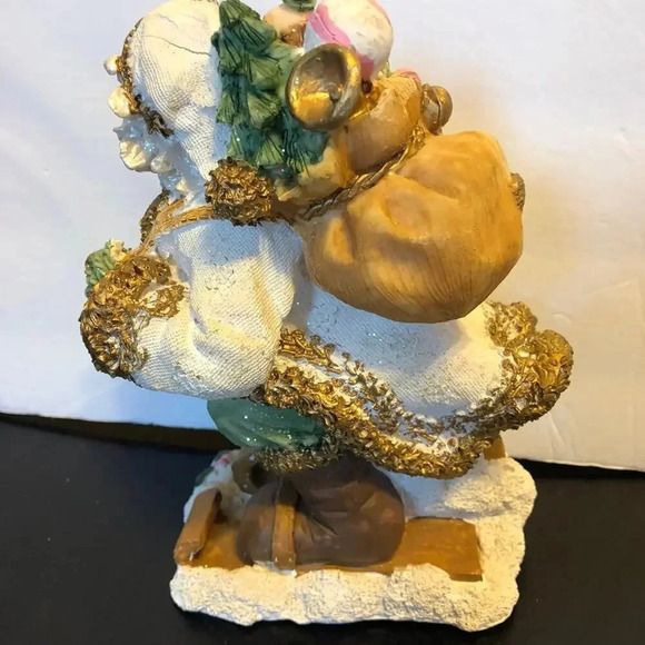 Vintage Santa and His Pals Christmas Figurine status Decor - Picture 4 of 7